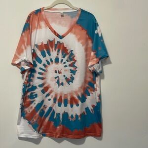Tie-dyed 95% polyester, 5% spandex,shirt.
Short sleeve,size 2XL, length,32”